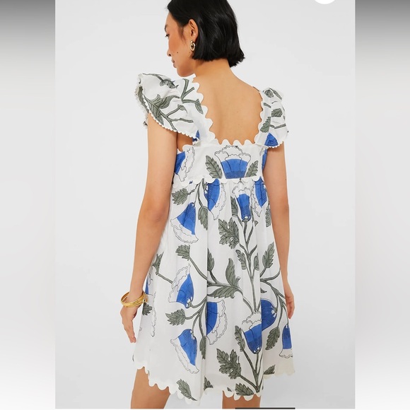 JULIET DUNN

White and Klein Blue Baby Doll Dress with Bellflower Block Print - Picture 4 of 11